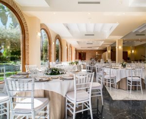 Lee más sobre el artículo Hotel Ad Hoc Parque, un pequeño hotel con encanto donde celebrar tu estilo de boda