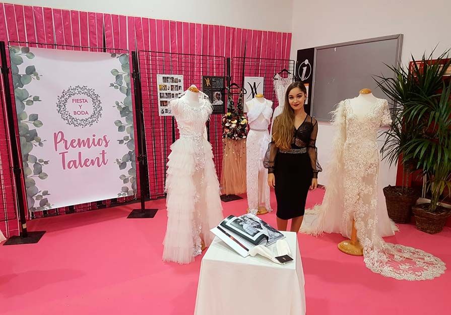 Lee más sobre el artículo La diseñadora Premio Talent de moda, en la Pasarela de Iberflora