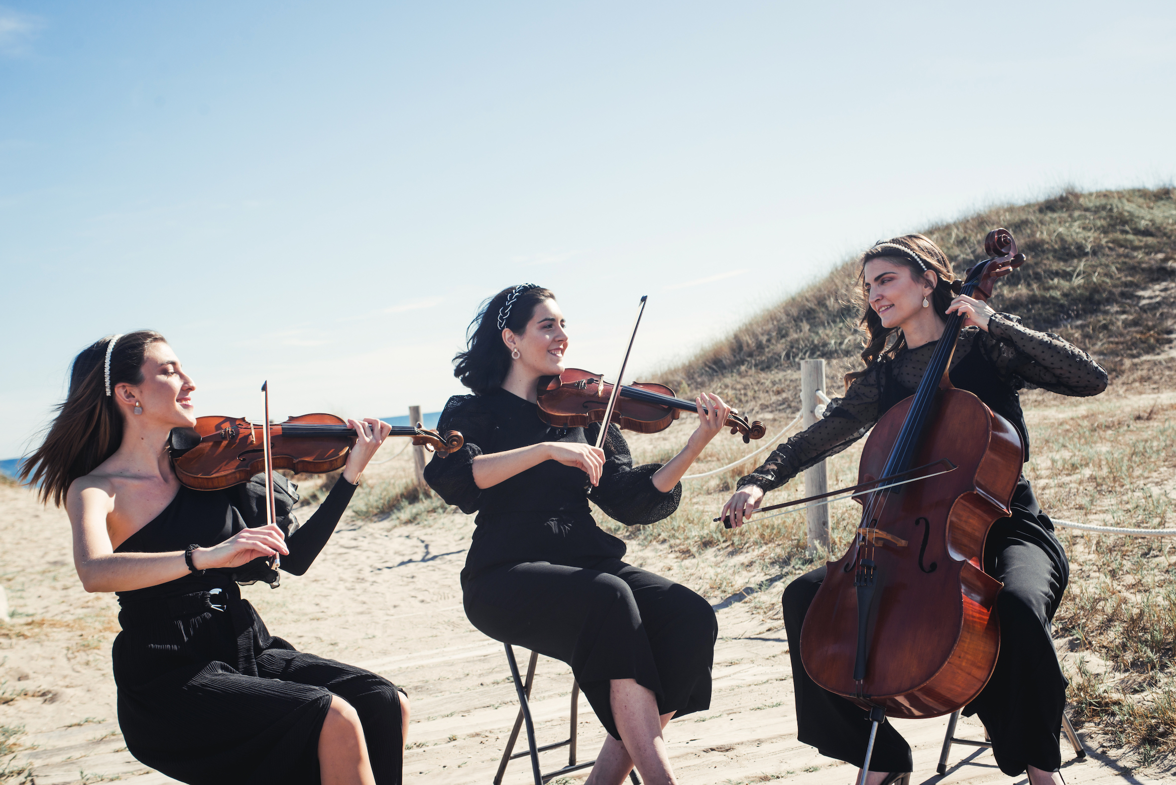 Lee más sobre el artículo Art i Arcs pone la banda sonora a tu boda o evento