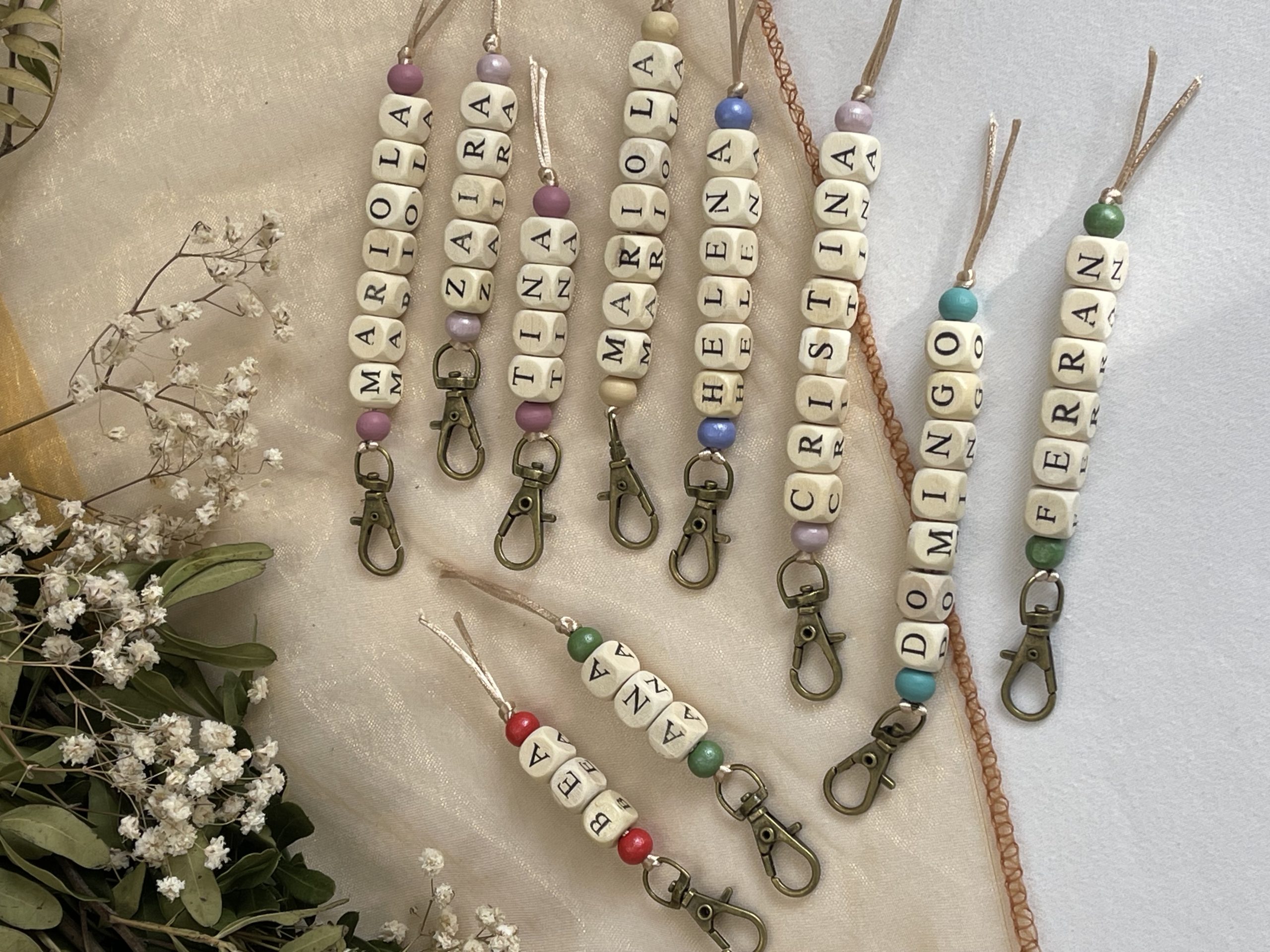 Lee más sobre el artículo CottonArt: Detalles hechos a mano para un recuerdo único en Fiesta y Boda