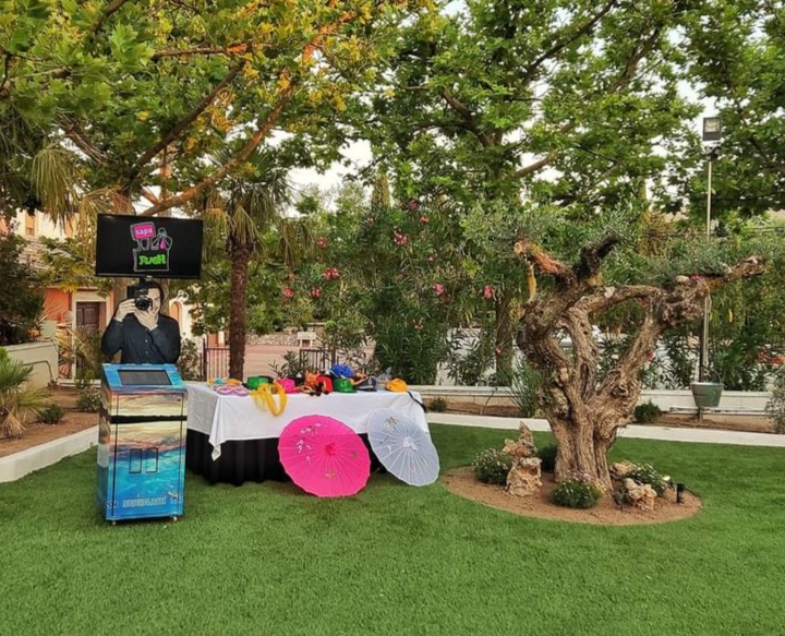 Lee más sobre el artículo Diversión y recuerdos inolvidables con Sapaflash en Fiesta y Boda